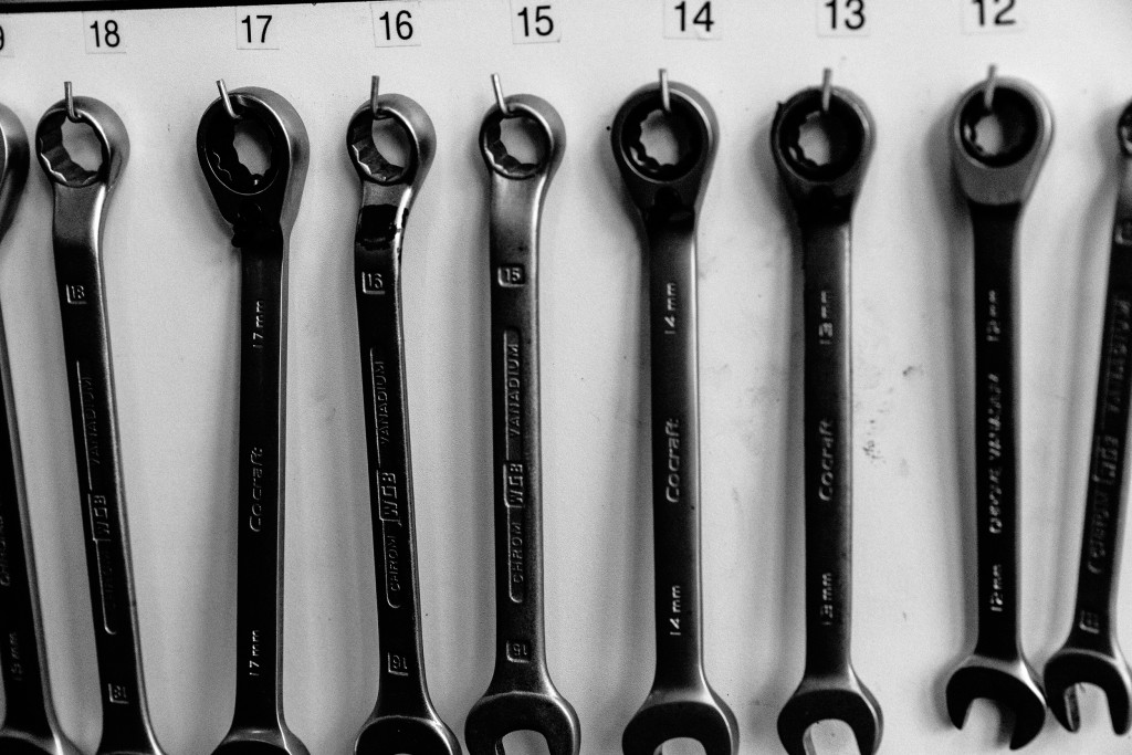 Tools an der Werkzeugwand in der Moto Incendio Werkstatt